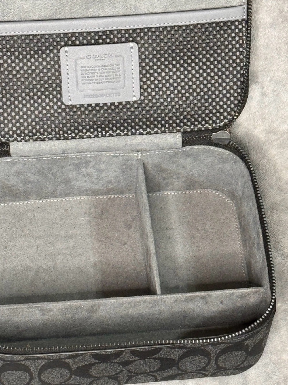 Coach Signature Black Tech Case - Picture 6 of 9